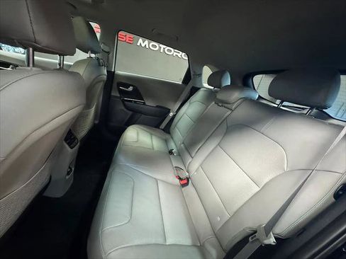 Used 2019 Kia Niro EX Premium w/ Sunroof Package FWD image 11