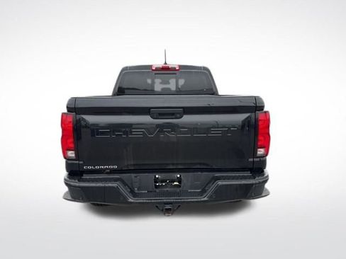 Used 2024 Chevrolet Colorado Z71 w/ Z71 Convenience Package 2 image 4