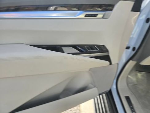 New 2026 Cadillac Escalade Platinum Sport AWD/4WD image 25