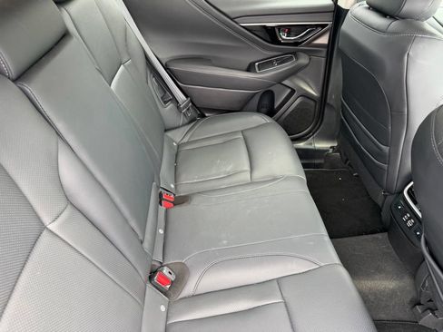 Used 2023 Subaru Outback Touring AWD/4WD image 17