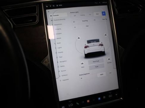 Used 2016 Tesla Model X 90D AWD/4WD image 16