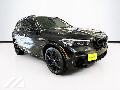 Used 2023 BMW X5 M50i w/ Climate Comfort Package image 3
