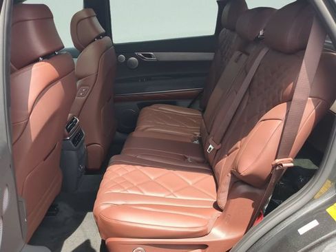 Certified 2026 Genesis GV80 3.5T Prestige AWD/4WD image 12