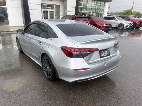 Used 2025 Honda Civic Sport image 14