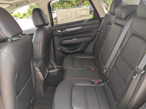 New 2025 MAZDA CX-5 Carbon Edition image 16