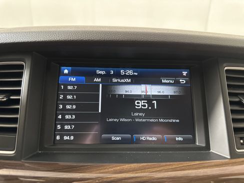 Used 2015 Hyundai Genesis 3.8 w/ Option Group 02 image 14