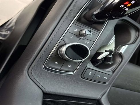 Used 2024 Cadillac XT4 Sport image 25