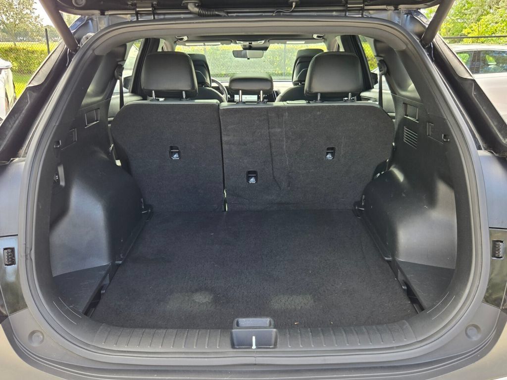 Used 2023 Kia Sportage X-Line w/ X-Line Premium Package AWD/4WD image 12