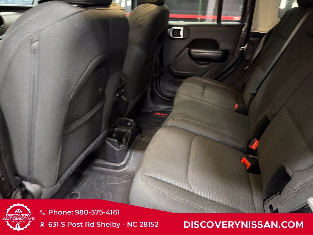 Used 2019 Jeep Wrangler Unlimited Sport S AWD/4WD image 27