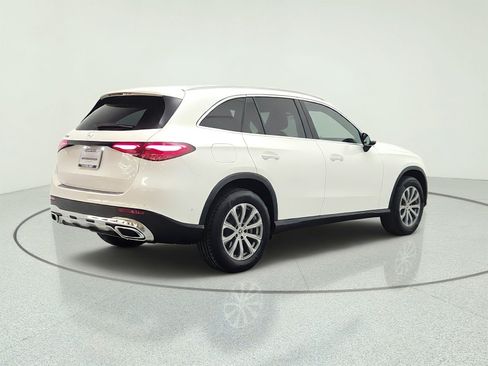 Certified 2026 Mercedes-Benz GLC 300 image 5