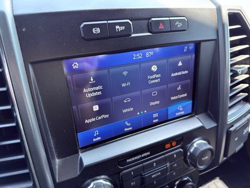 Used 2021 Ford F250 XLT w/ FX4 Off-Road Package AWD/4WD image 3