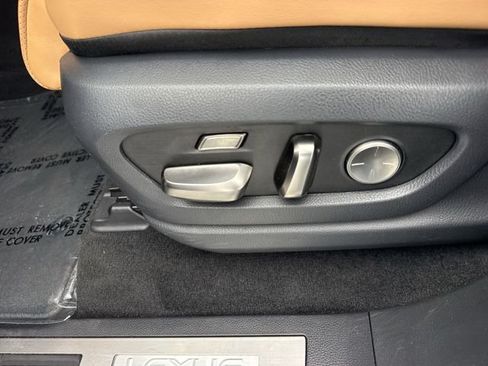 Used 2023 Lexus LX 600 4WD w/ Accessory Package (Z1) image 12