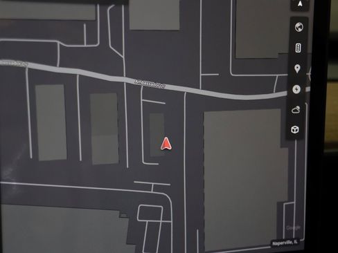 Used 2022 Tesla Model Y Performance image 8