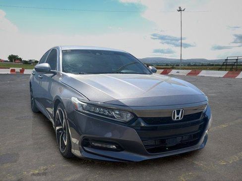 Used 2020 Honda Accord Sport image 2