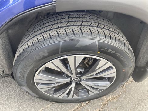 Used 2023 Nissan Rogue SV image 19