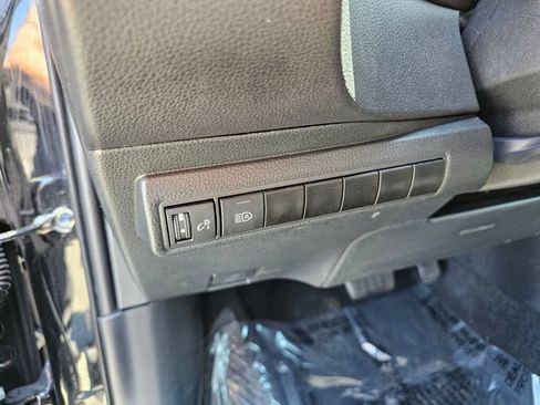 Used 2023 Toyota Corolla LE FWD image 16