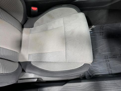 Used 2024 Subaru Outback Premium image 17