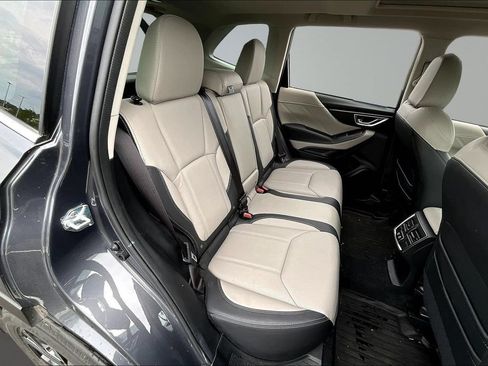 Used 2023 Subaru Forester Limited AWD/4WD image 23