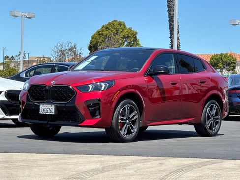 Used 2026 BMW X2 xDrive28i w/ Technology Package AWD/4WD image 8