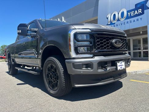 New 2026 Ford F250 Lariat w/ Black Appearance Package AWD/4WD image 11