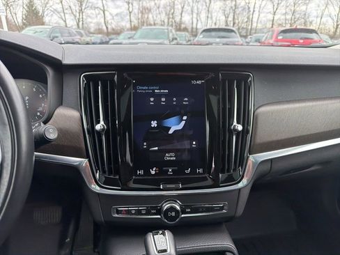 Used 2018 Volvo V90 T6 Cross Country w/ Convenience Package image 15