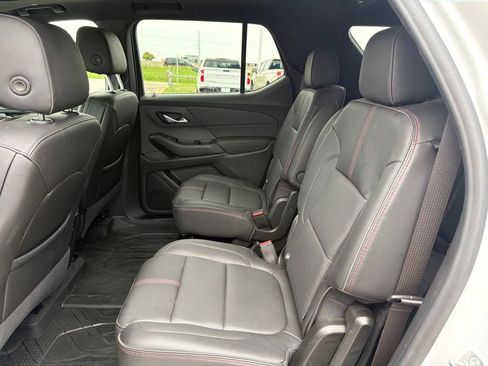 Used 2023 Chevrolet Traverse RS w/ LPO, Floor Liner Package AWD/4WD image 16