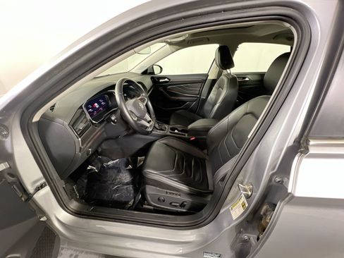 Used 2022 Volkswagen Jetta SEL image 21