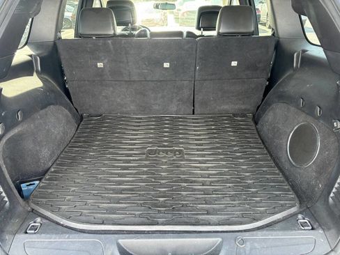 Used 2012 Jeep Grand Cherokee Laredo image 10