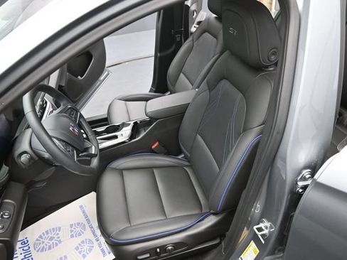 Used 2024 Buick Envista Sport Touring w/ Convenience I Package FWD image 19