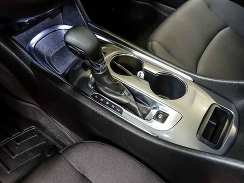 Certified 2024 Chevrolet Malibu LT FWD image 25