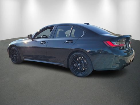 Used 2023 BMW 330i xDrive Sedan w/ M Sport Package image 5