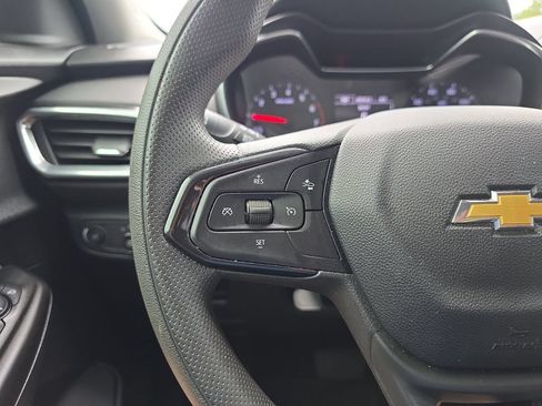 Used 2023 Chevrolet TrailBlazer LT FWD image 20