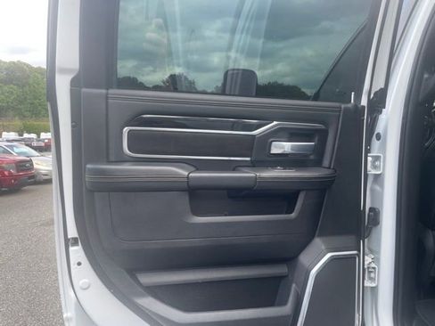 Used 2021 RAM 2500 Laramie AWD/4WD image 12