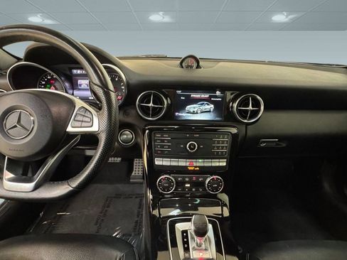 Used 2017 Mercedes-Benz SLC 300 image 14