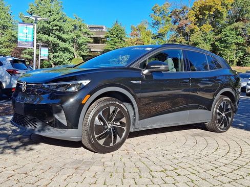 Certified 2022 Volkswagen ID.4 Pro image 3