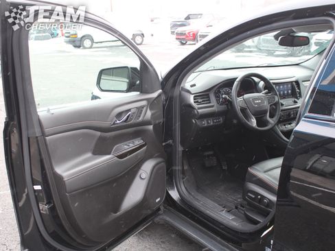 Certified 2023 GMC Acadia AT4 w/ Technology Package image 9