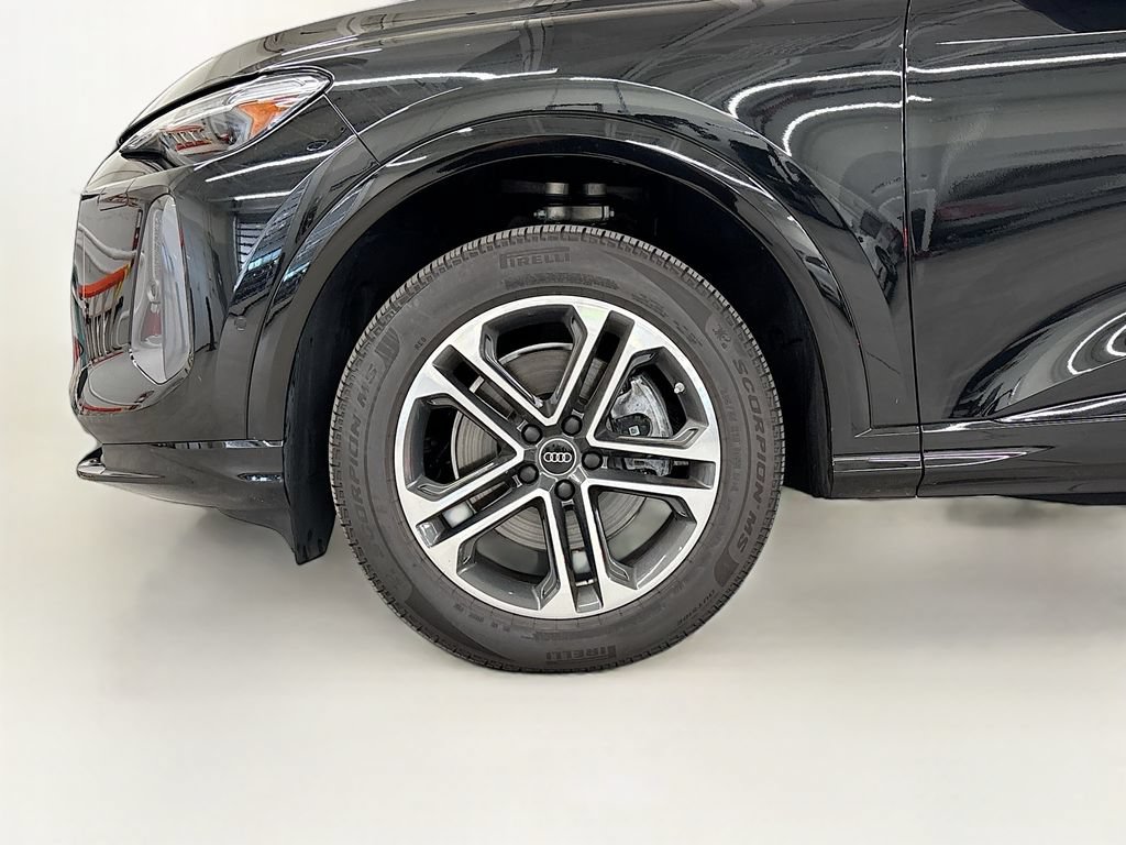 Certified 2025 Audi Q5 Premium Plus w/ Premium Plus AWD/4WD image 25