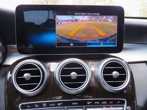 Used 2019 Mercedes-Benz C 300 Sedan w/ Premium Package image 24