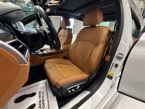 Used 2017 BMW 750i xDrive AWD/4WD image 7
