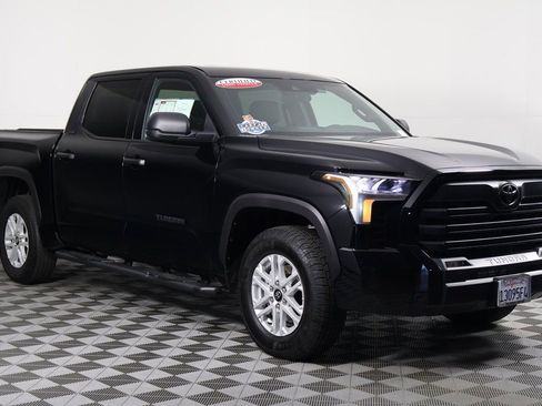 Used 2025 Toyota Tundra SR5 image 3