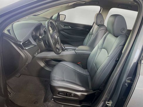 Used 2021 Buick Enclave Essence image 18