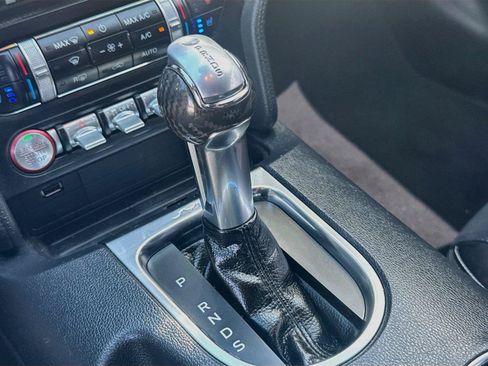 Used 2020 Ford Mustang GT Premium w/ Carbon Sport Interior Package RWD image 17