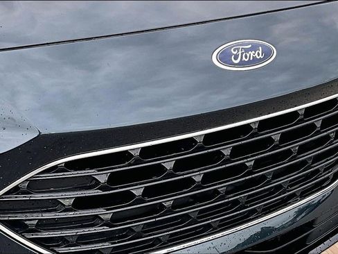 Used 2022 Ford Escape SE w/ SE Sport Appearance Package AWD/4WD image 27