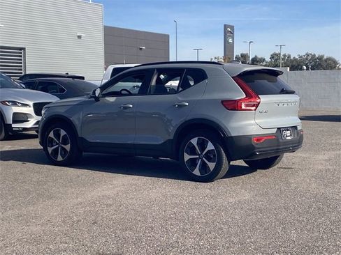 New 2025 Volvo XC40 B5 Plus w/ Protection Package Premier image 9