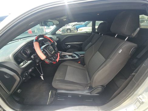 Used 2021 Dodge Challenger SXT RWD image 8