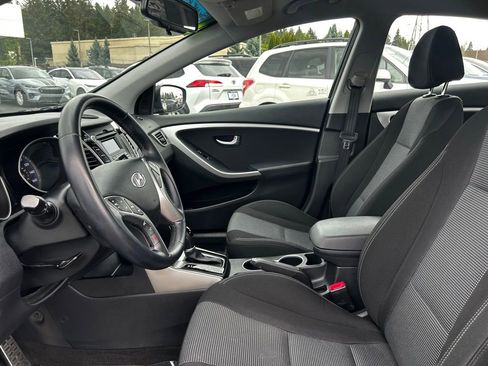 Used 2016 Hyundai Elantra GT w/ Option Group 02 FWD image 37