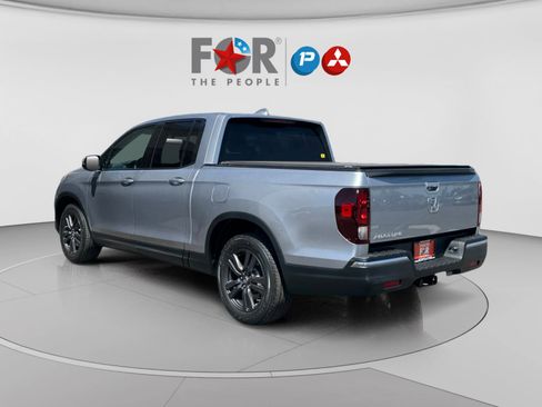 Used 2019 Honda Ridgeline Sport image 3