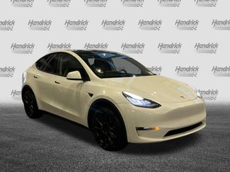 Used 2023 Tesla Model Y AWD video 2