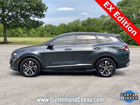 Used 2023 Kia Sportage EX image 4