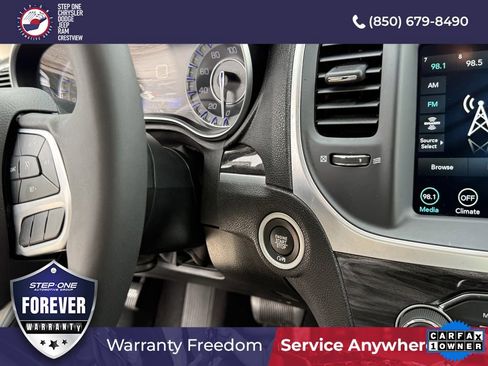 Used 2022 Chrysler 300 Touring image 24